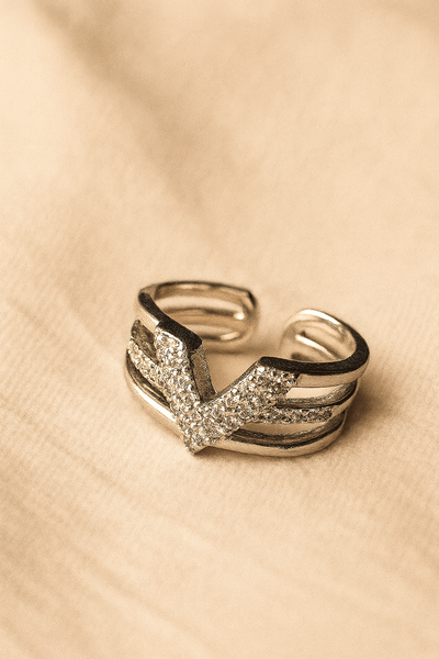 <h3>Anillo en Plata</h3><b>VENDETTA</b>
